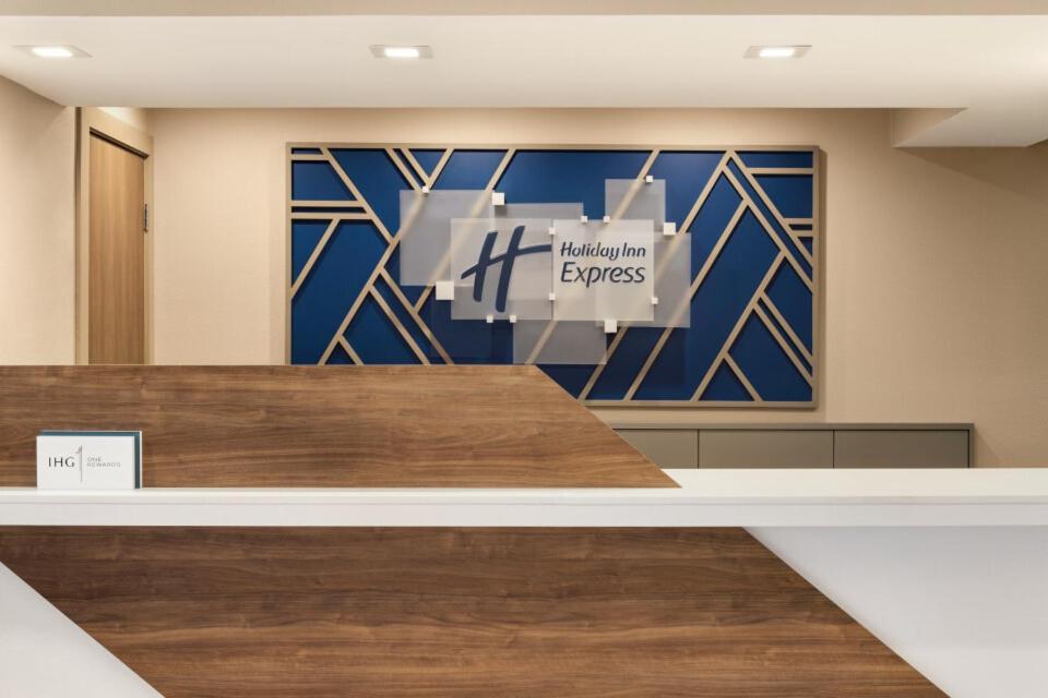 Hotel Express - Bowling By Ihg